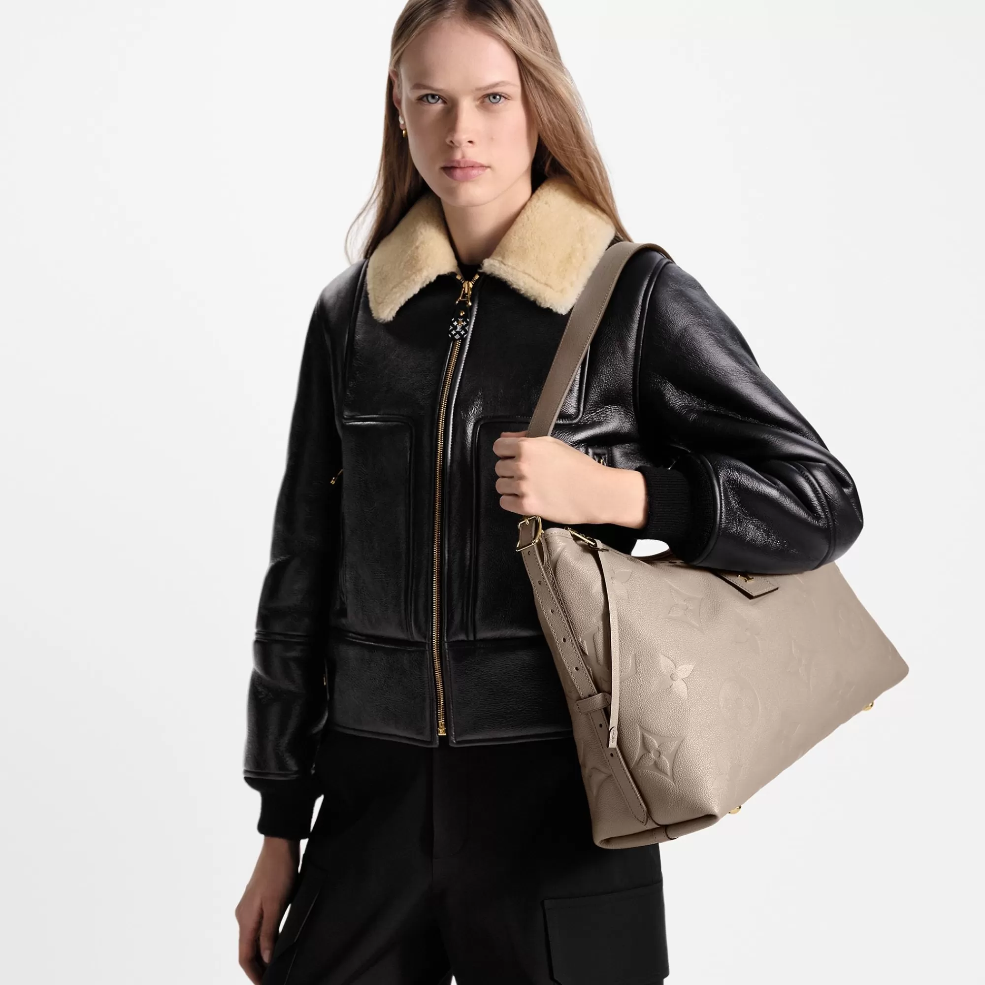 Shop Louis Vuitton Carryall Mm Turtledove