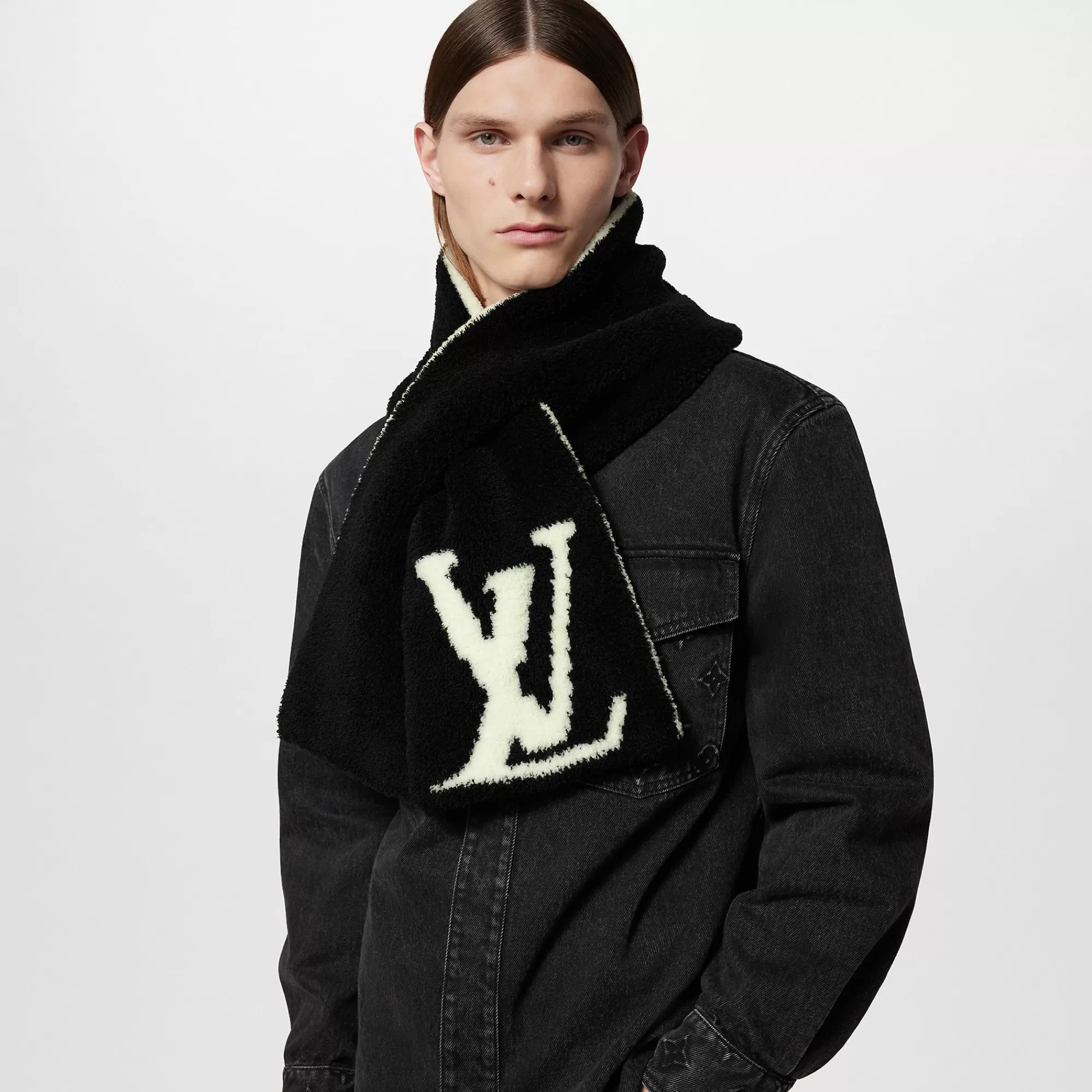 Hot Louis Vuitton Comfy Scarf